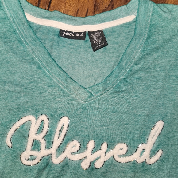 Joei & i Women's Plus Size 1X Blessed Shirt Top - Picture 3 of 3